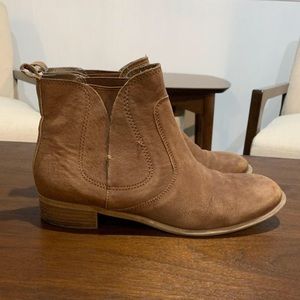 Nine West Brown Suede Chelsea Boots- Size 9.5